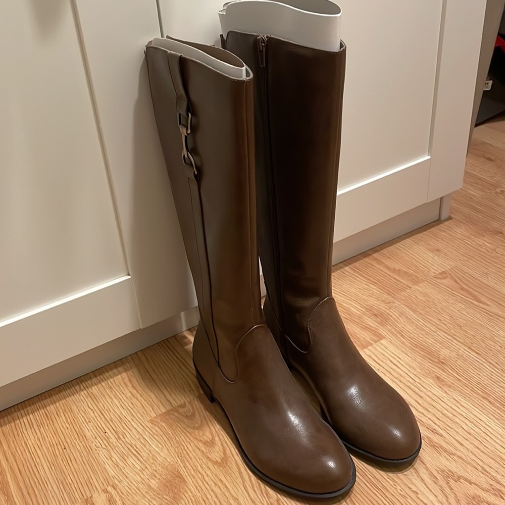 Brown Riding Boots - Picture 2 of 6